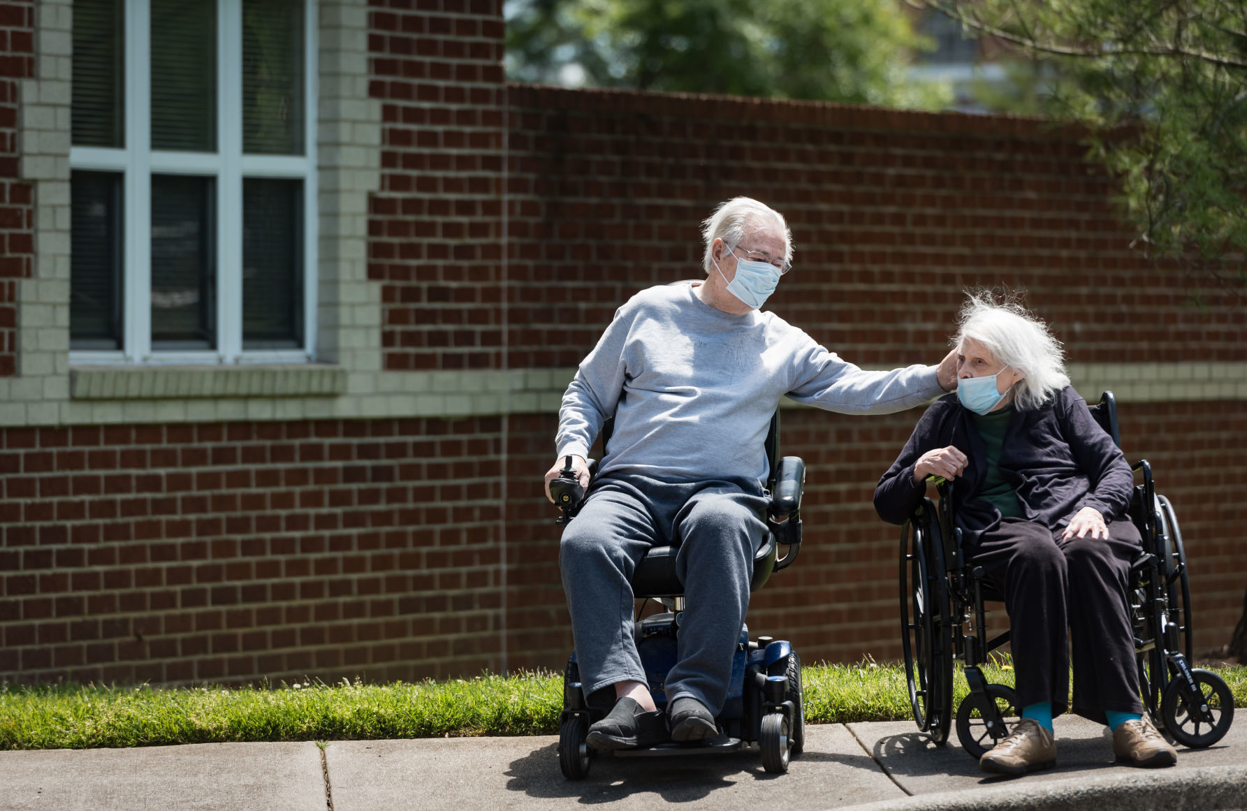 Forest Heights Senior Living Parade during COVID19